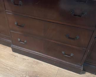 $350- 1947 Beautiful Mahogany Hutch