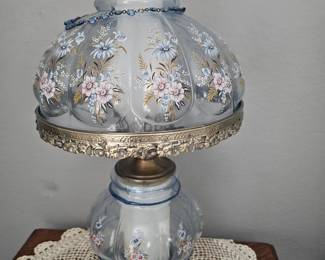 stunning hand painted lammp