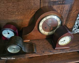 collection of mantle clocks 
