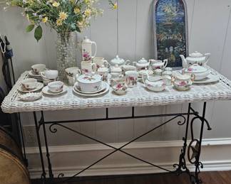 view of the console table with wicker top and metal legs, vintage