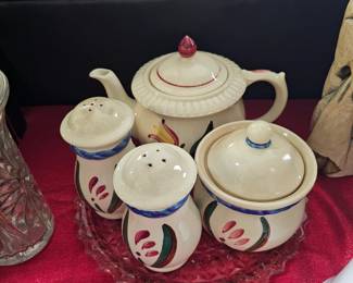 vintage serving pieces