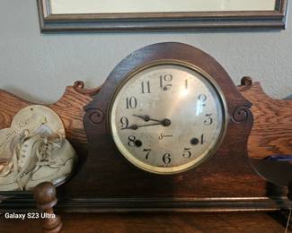 mantle clock