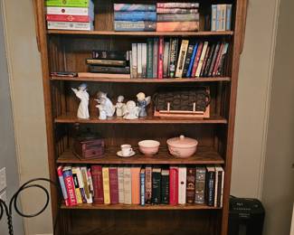 close up of the stylish and handy bookshelf 