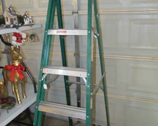 Incredible garage! We have some great tools. Power tools, Hand tools, Yard Tools, Ladders, Brinkman Propane grill w/ tank, Paint Supplies, and more! 