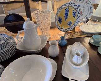 Multi-piece German china by Keiser