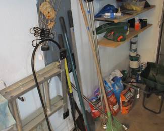 Incredible garage! We have some great tools. Power tools, Hand tools, Yard Tools, Ladders, Brinkman Propane grill w/ tank, Paint Supplies, and more! 