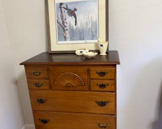 Chest of drawers
