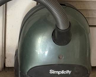 Simplicity vacuum