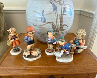 Hummels, pottery lamp