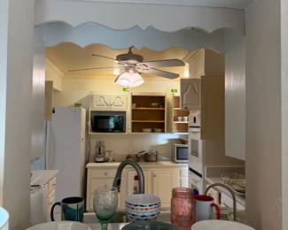 Looking in to kitchen