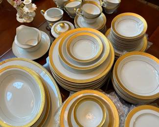Tradition Fine China Wellington