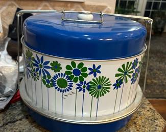 Vintage Metal Cake Holder