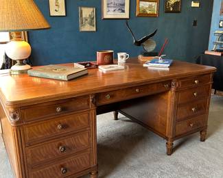 Vintage Stow Davis Desk