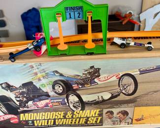 Mongoose & Snake Wild Wheelie Set