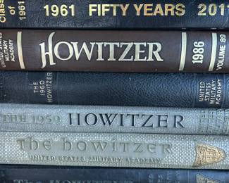 3 Generations of Howitzers