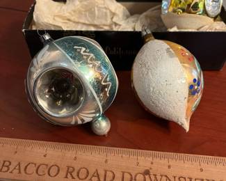 F33 - $100. Fantasia Brand Indent Christmas Ornaments in Box & 3 large ornaments (1 has a broken piece)