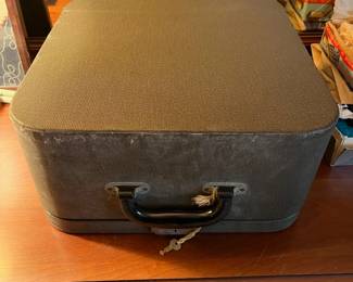 F6 - $65. Remington Quiet-Riter in case. 