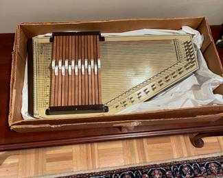 F93 - $50. Autoharp by Oscar Schmidt in original box - excellent condition!