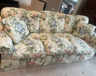 F95 - $50. Highland House Sofa from Furnitureland South. 86" long. Very good vintage condition!