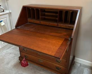 F3 - $225. Maddox Colonial Reproductions - Jamestown NY. Small Secretary Very Good Vintage Condition! Measures 34" wide x 18" deep x 38.5" tall. 
