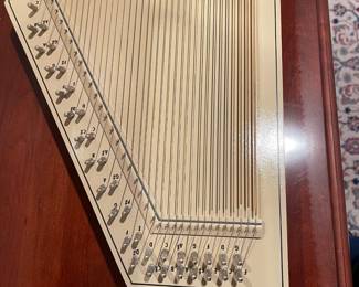 F93 - $50. Autoharp by Oscar Schmidt in original box - excellent condition!