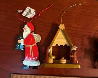 F35 - $25 LOT of wooden German Ornaments. 