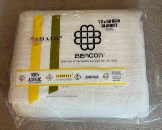 F74 - $25. Beacon "Adair" 72" x 90" Vintage Blanket NEW in Package!