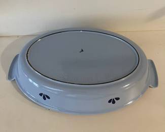 F61 - $20 Cast Iron Oval Baking Dish. Made in Holland #26. 