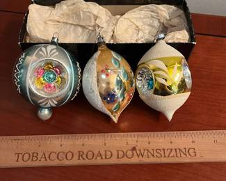 F33 - $100. Fantasia Brand Indent Christmas Ornaments in Box & 3 large ornaments (1 has a broken piece)