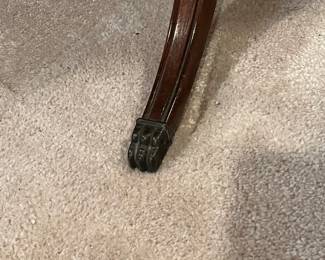 F64 - $60. Vintage Pie Crust Table. Solid Wood - very good condition. Measures 24" across x 27.25" tall. 