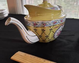 F13 - $150. Royal Danube #1886. Adeline. Tea Set for 4 + Serving Tray. 4 cup & saucers. 1 Tray. 1 Teapot. Cream & Sugar. 