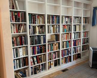 STILL AVAILABLE FOR SUNDAY! $5 FILL A BAG OF BOOKS - BRING PAPER BAGS OR REUSABLE SHOPPING BAGS.