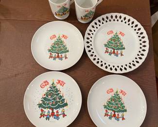 F24 - $35 Set. Swedish Merry Christmas. Berggren Originals. 