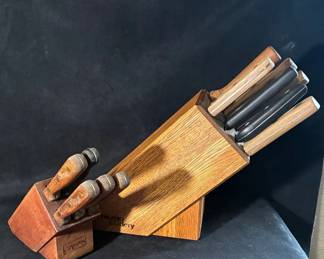 Chicago Cutlery Knives And Block