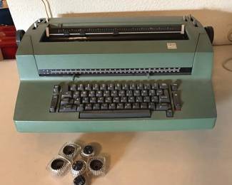 IBM Selectric Electric Typewriter