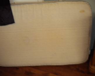 Twin cotton mattress