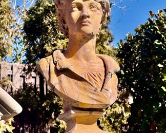 Italian antique bust of Romeo