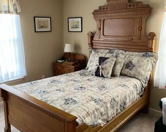Antique oak bed, full mattress and bedding