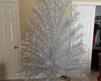 Newer aluminum Christmas tree and rotating stand