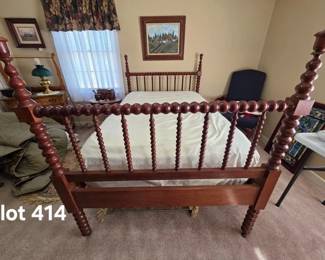 Antique Jenny Lind-style spool bed