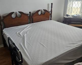 American Drew King size head board ( mattress set sold separately $150)