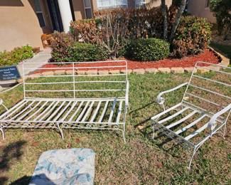3 Peace vintage heavy wrought iron patio set with cushions $300