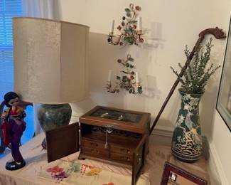 Pretty box, carved cane, enamel table lamp