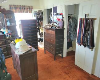 View of the back bedroom