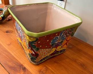 Talavera planter