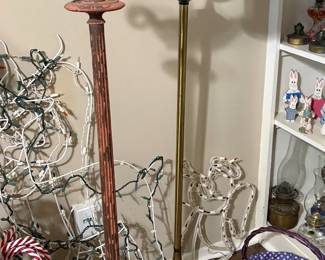 WE HAVE LAMPS OF ALL KINDS I THINK.