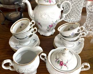 SWEET TEA OR COFFEE SET. "ROSE GARDEN" BY WALWEL.