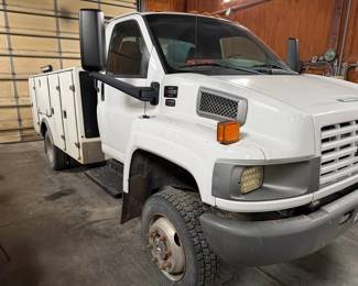 auctioncompanykc.com