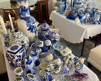 BLEU & WHITE HERE WE GO.....