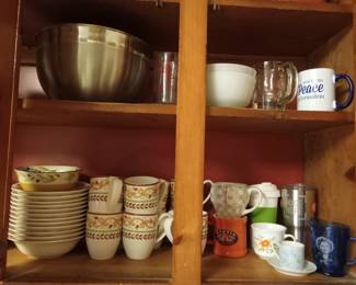 Dinnerware, Shirley Temple cup, mugs